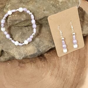 Minimalist Purple and White Beaded Jewelry Set With Silver Tone Accents